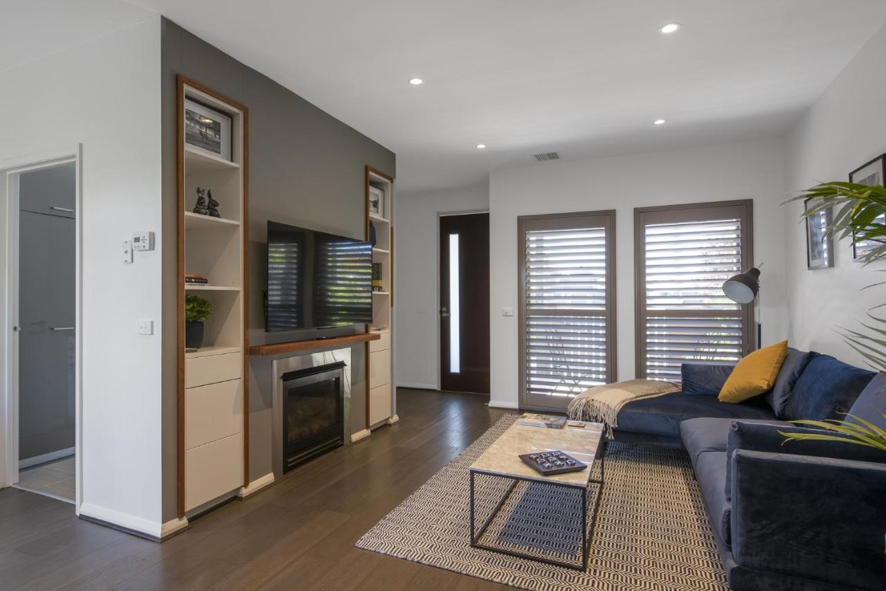Mews Cottages Gisborne Bagian luar foto