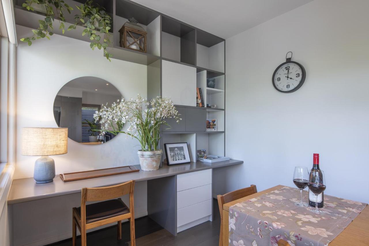 Mews Cottages Gisborne Bagian luar foto